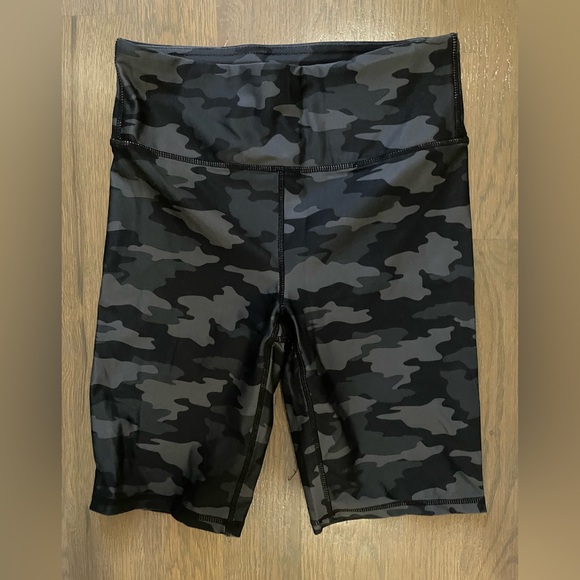 Kyodan camo bike shorts - Picture 1 of 3
